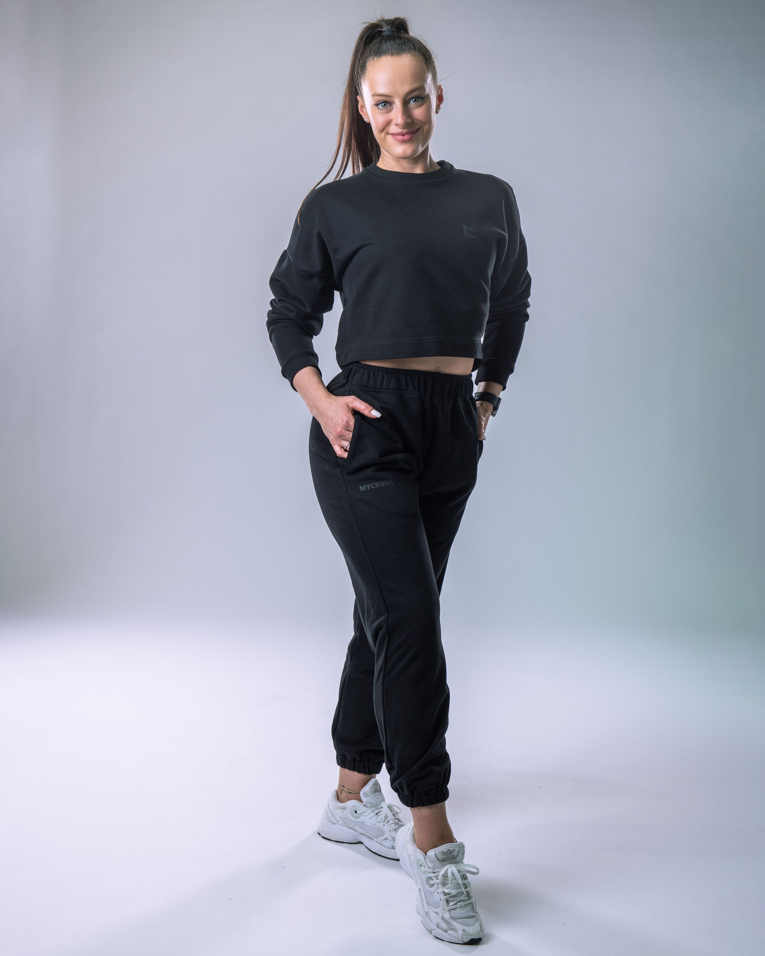 Women’s Sweatshirt Black XS-5
